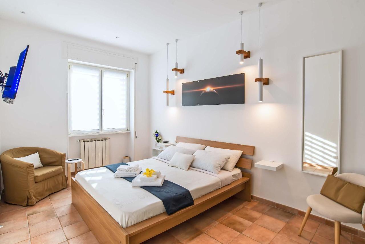 Giove Apartment *